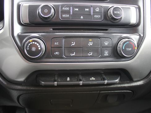 Used 2015 Chevrolet Silverado 1500 LT AWD/4WD image 27