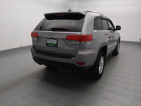Used 2018 Jeep Grand Cherokee Laredo AWD/4WD image 7
