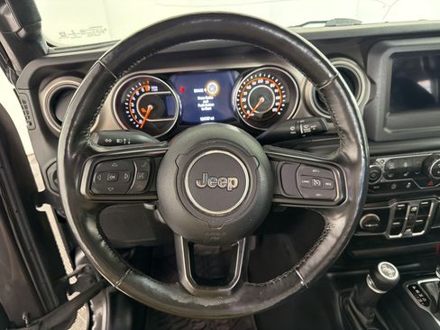 Used 2020 Jeep Gladiator Sport w/ Quick Order Package 24S AWD/4WD image 11