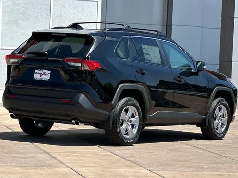 New 2025 Toyota RAV4 XLE image 4