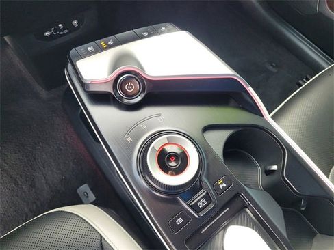 Used 2025 Kia EV6 GT-Line image 16