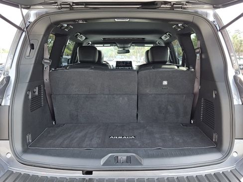Used 2024 Nissan Armada SL w/ Midnight Edition Package image 6
