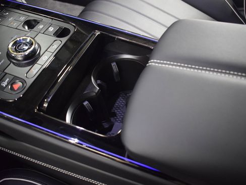 New 2026 Bentley Flying Spur Plug-In Hybrid image 36