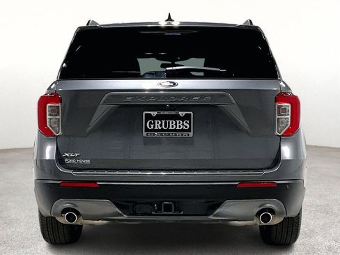 Used 2023 Ford Explorer XLT w/ Equipment Group 202A image 6