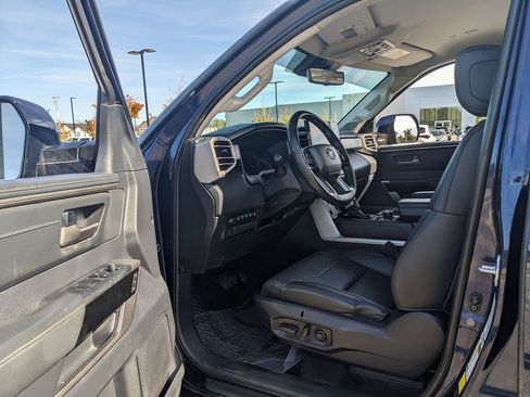 Used 2022 Toyota Tundra Limited image 34