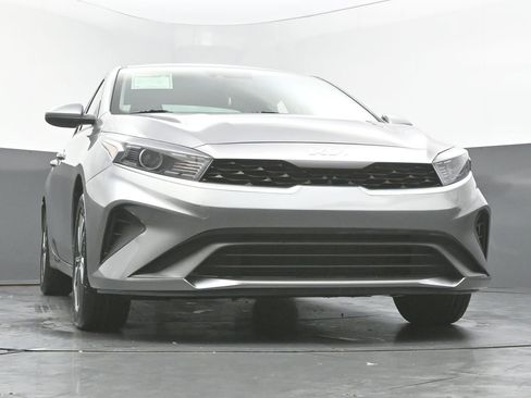 Used 2023 Kia Forte LXS image 44