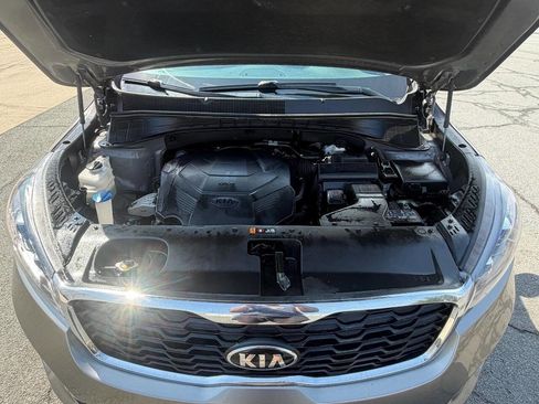 Used 2019 Kia Sorento AWD V6 image 20
