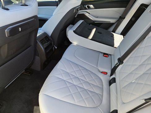 New 2026 BMW X5 xDrive50e w/ Premium Package image 32