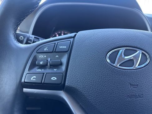 Used 2020 Hyundai Tucson Limited image 43