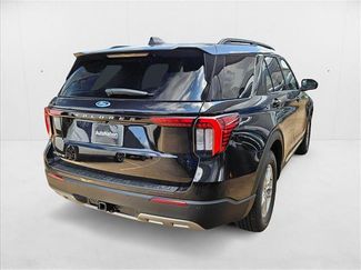 New 2025 Ford Explorer Active w/ Active Comfort Package video 2