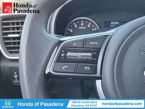 Used 2022 Kia Sportage LX AWD/4WD image 11
