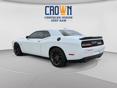 Used 2022 Dodge Challenger R/T Scat Pack w/ Plus Package RWD image 5