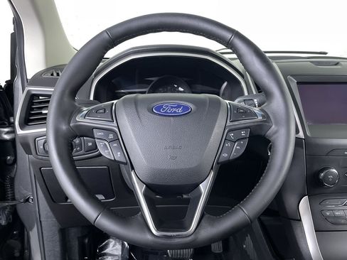 Used 2020 Ford Edge SEL AWD/4WD image 13
