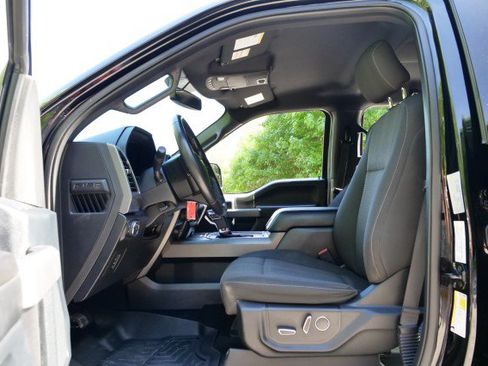 Used 2017 Ford F150 XLT w/ Equipment Group 302A Luxury AWD/4WD image 24