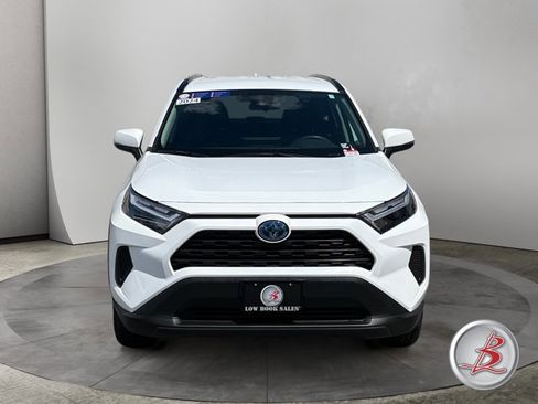 Used 2024 Toyota RAV4 LE AWD/4WD image 2
