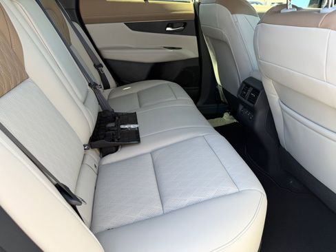 New 2026 Nissan Murano Platinum image 13