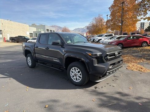 New 2025 Toyota Tacoma SR5 image 7