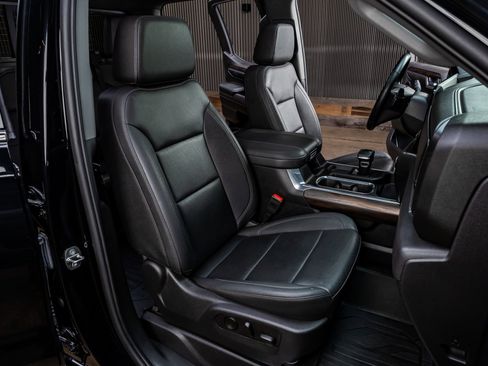 Used 2024 GMC Sierra 1500 SLT w/ SLT Premium Plus Package image 31