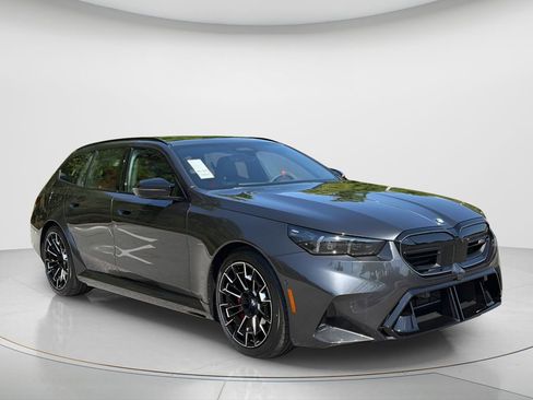 New 2026 BMW M5 Touring AWD/4WD image 21