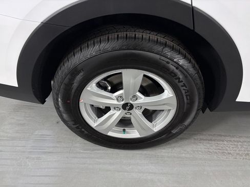 New 2026 Kia Sorento LX FWD image 12