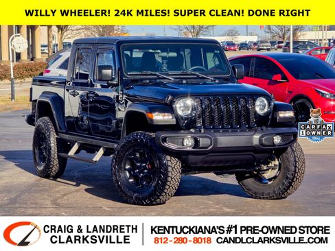 Used 2023 Jeep Gladiator Willys image 1