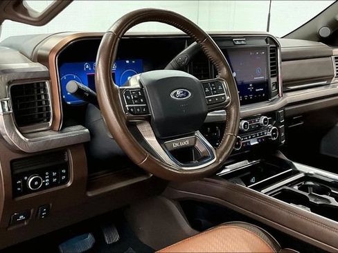 Used 2025 Ford F350 King Ranch AWD/4WD image 17