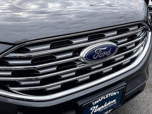 Used 2020 Ford Edge SE FWD image 31