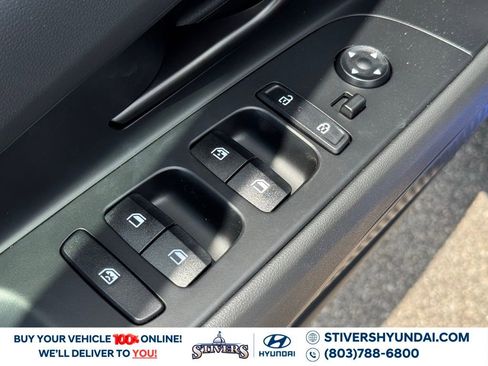 Certified 2025 Hyundai Elantra Sport image 22