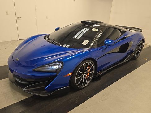 Used 2019 McLaren 600LT RWD image 1