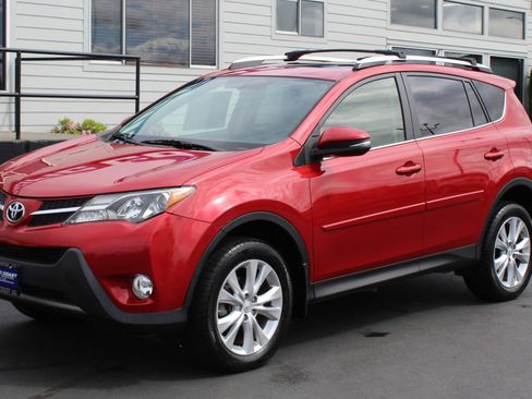 Used 2013 Toyota RAV4 Limited AWD/4WD image 2