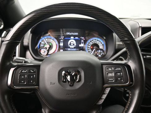 Used 2022 RAM 2500 Limited AWD/4WD image 14