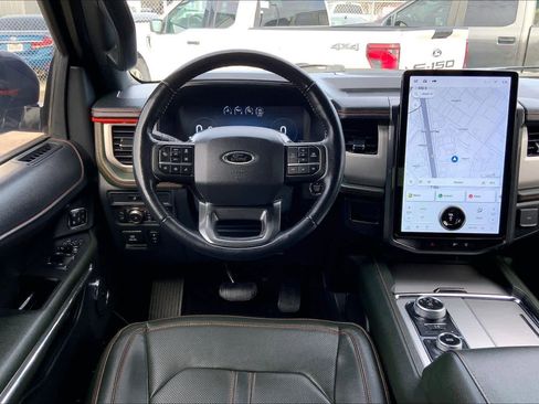 Used 2022 Ford Expedition Timberline image 5