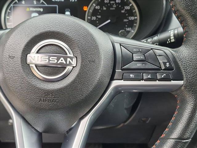 Used 2025 Nissan Versa SR FWD image 30
