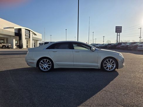 Used 2016 Lincoln MKZ Base w/ Equipment Group 300A Reserve image 8