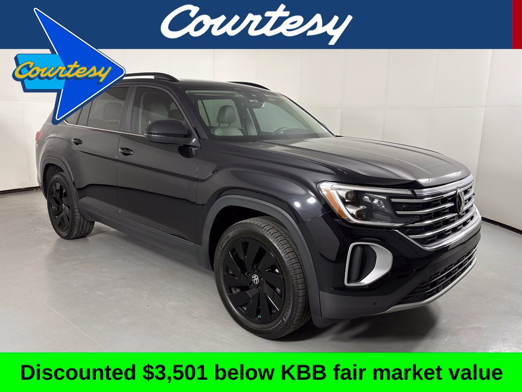 Used 2024 Volkswagen Atlas SE FWD image 1