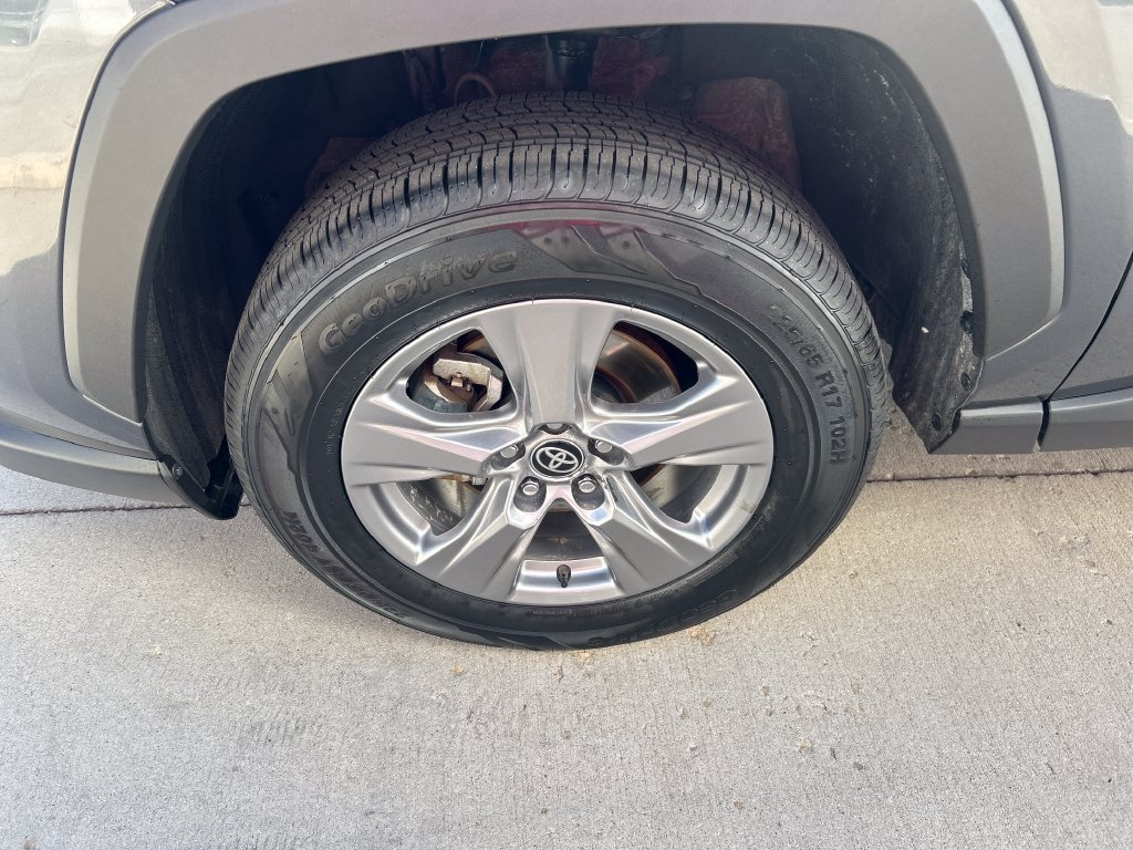 Certified 2025 Toyota RAV4 XLE AWD/4WD image 16