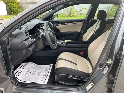 Used 2019 Honda Civic EX image 12