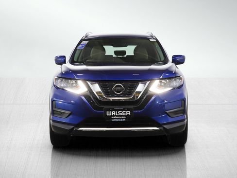 Used 2020 Nissan Rogue SV image 8