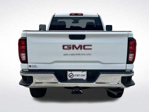Used 2025 GMC Sierra 2500 Pro AWD/4WD image 6