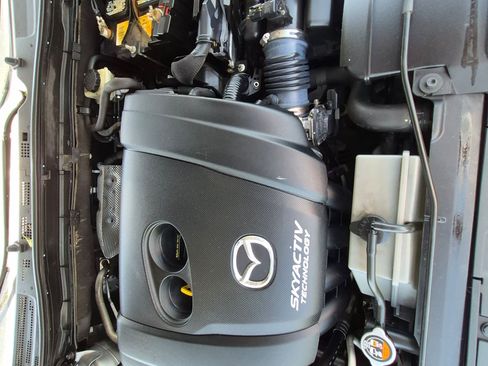 Used 2018 MAZDA MAZDA3 Sport w/ Preferred Equipment Package FWD image 33