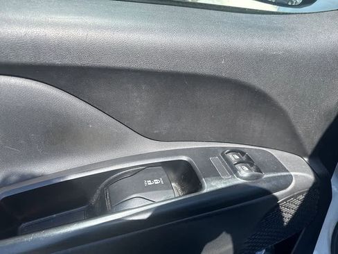 Used 2017 RAM ProMaster City Tradesman SLT w/ Rear Back-up Camera Group image 9