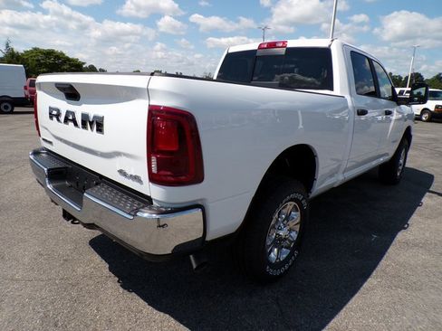 New 2025 RAM 2500 Big Horn image 4