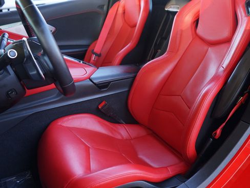 Used 2020 Chevrolet Corvette Stingray Preferred Cpe w/ 2LT Preferred Equipment Group image 12