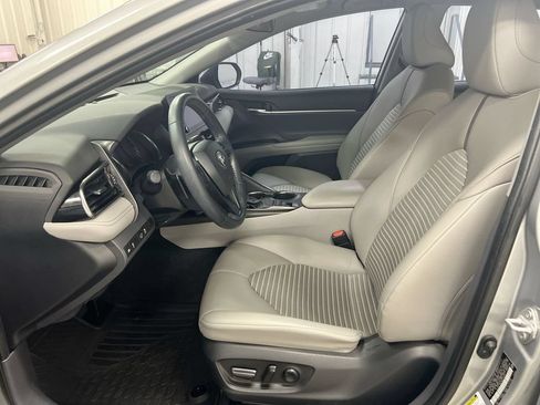 Used 2022 Toyota Camry SE AWD/4WD image 19