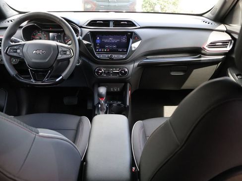 Used 2023 Chevrolet TrailBlazer RS w/ Convenience Package FWD image 15