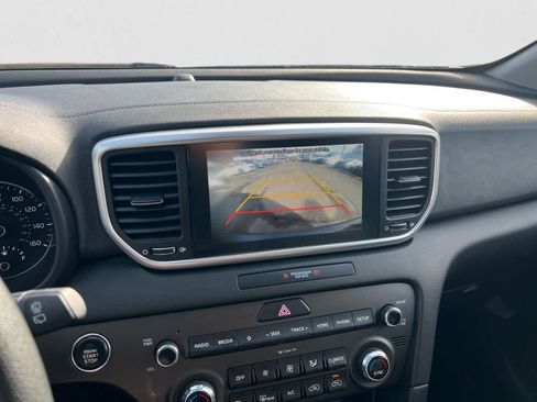 Certified 2022 Kia Sportage LX w/ LX AWD Value Edition Package image 20