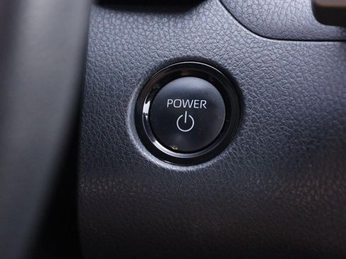 Used 2025 Toyota Camry LE image 14