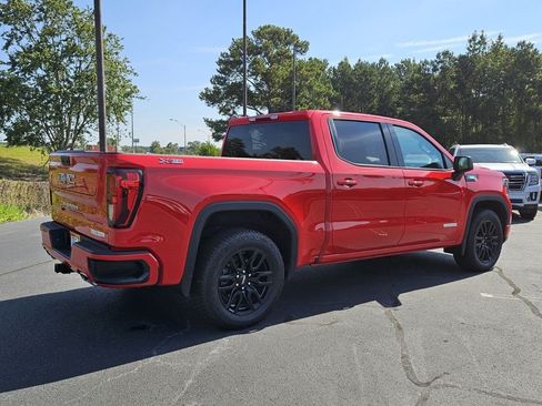 Used 2025 GMC Sierra 1500 Elevation w/ X31 Off-Road Package AWD/4WD image 13