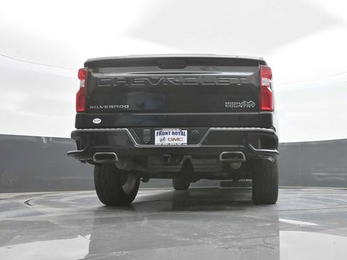 Used 2021 Chevrolet Silverado 1500 High Country w/ Technology Package AWD/4WD image 37