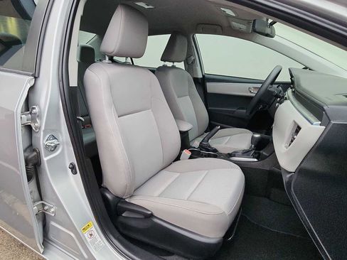 Used 2016 Toyota Corolla LE image 25